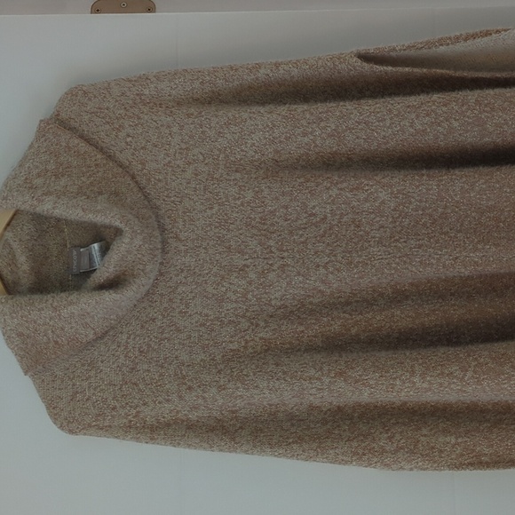 Chico's Fuzzy Shine Knit Cape Boho Cozy Cabin Core Poncho Gold Thread One Size - Picture 4 of 9